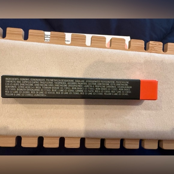 MAC Velvetease Lip Pencil – Temper Tantrum - Red - Brand New - Picture 7 of 7